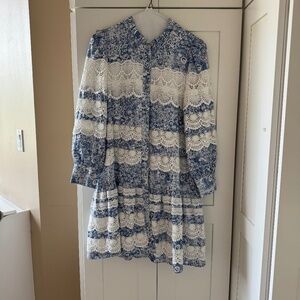 LIKE NEW TUCKERNUCK HYACINTH HOUSE LACE TRIM EMMIE MINI DRESS